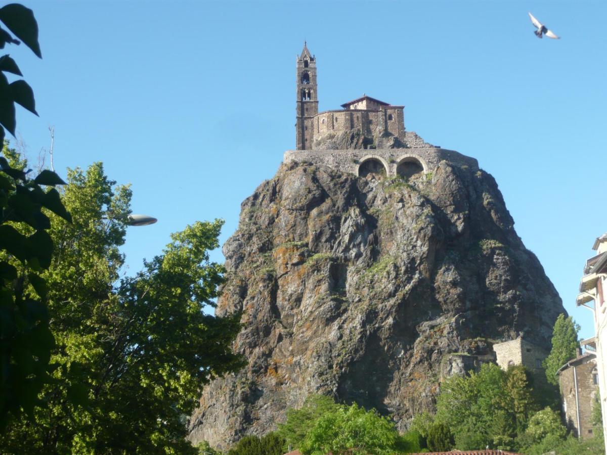 Le Puy-en-VelayLe Petit St Clair公寓 外观 照片