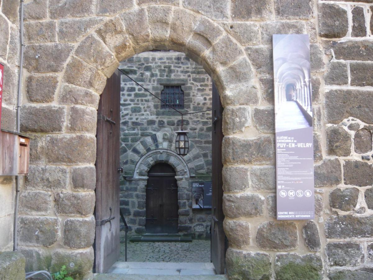 Le Puy-en-VelayLe Petit St Clair公寓 外观 照片
